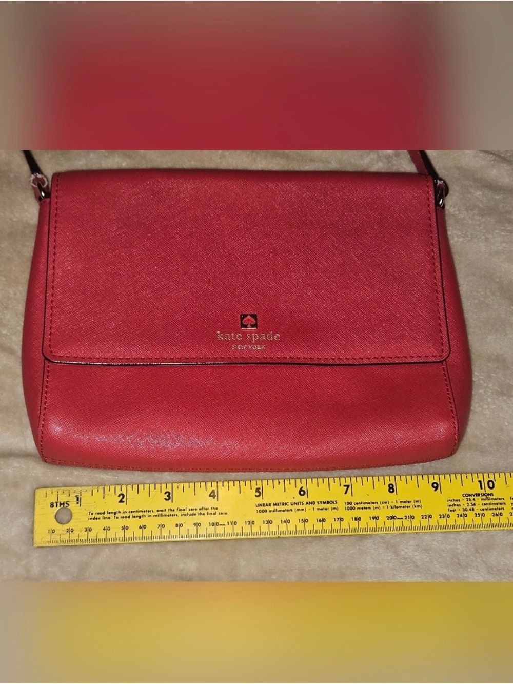 kate spade red crossbody with gold logo - Picture 4 of 14